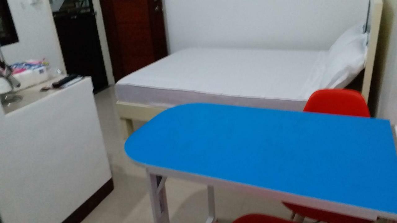 Clark-Pad Inn, Angeles City Buitenkant foto