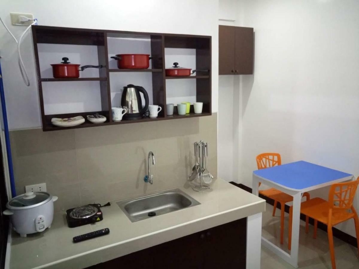 Clark-Pad Inn, Angeles City Buitenkant foto