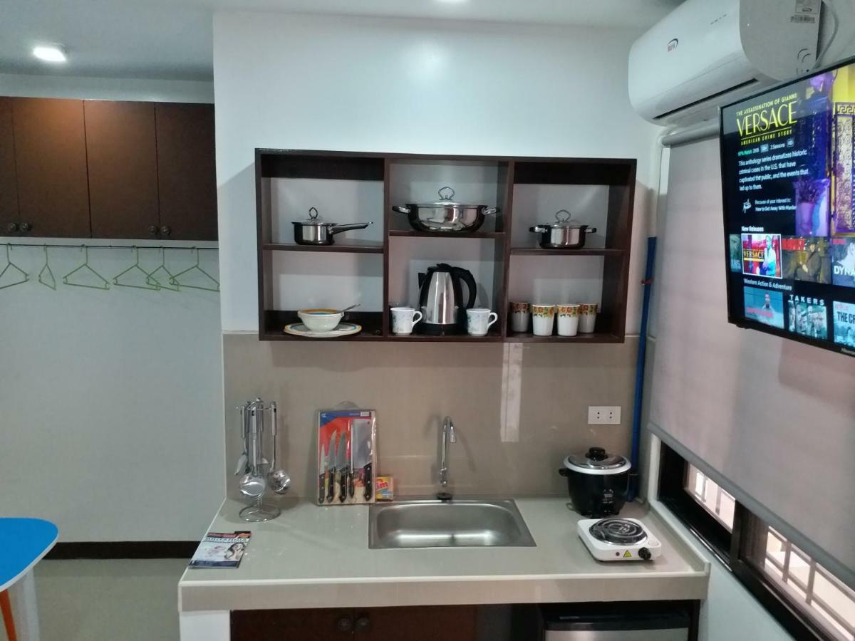 Clark-Pad Inn, Angeles City Buitenkant foto