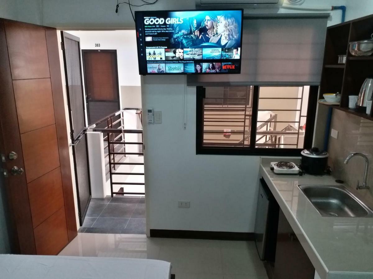 Clark-Pad Inn, Angeles City Buitenkant foto