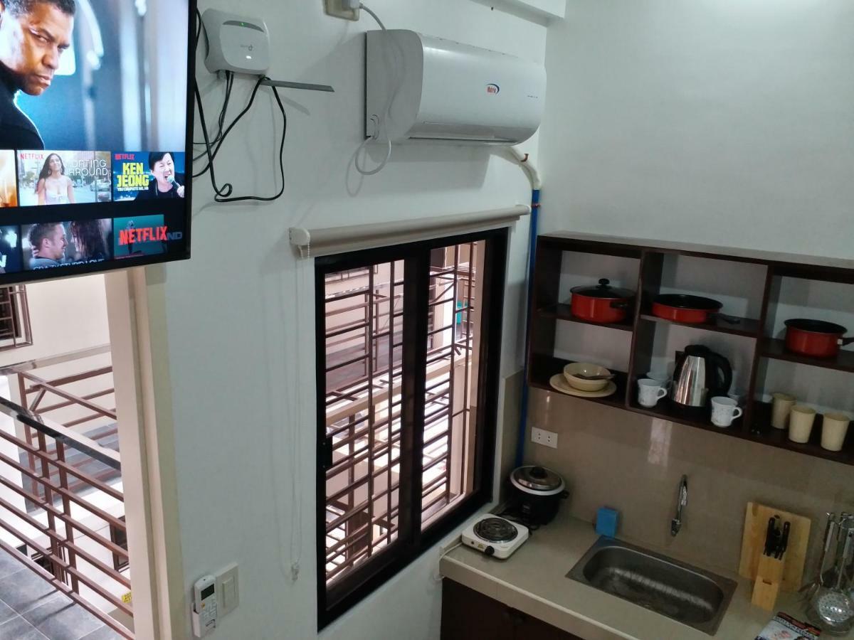 Clark-Pad Inn, Angeles City Buitenkant foto